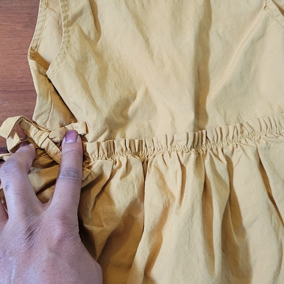 Button Back Tank - Picture 3 of 5